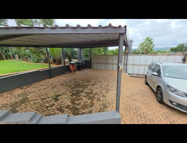 5 BEDROOM HOUSE FOR SALE IN WAVERLEY